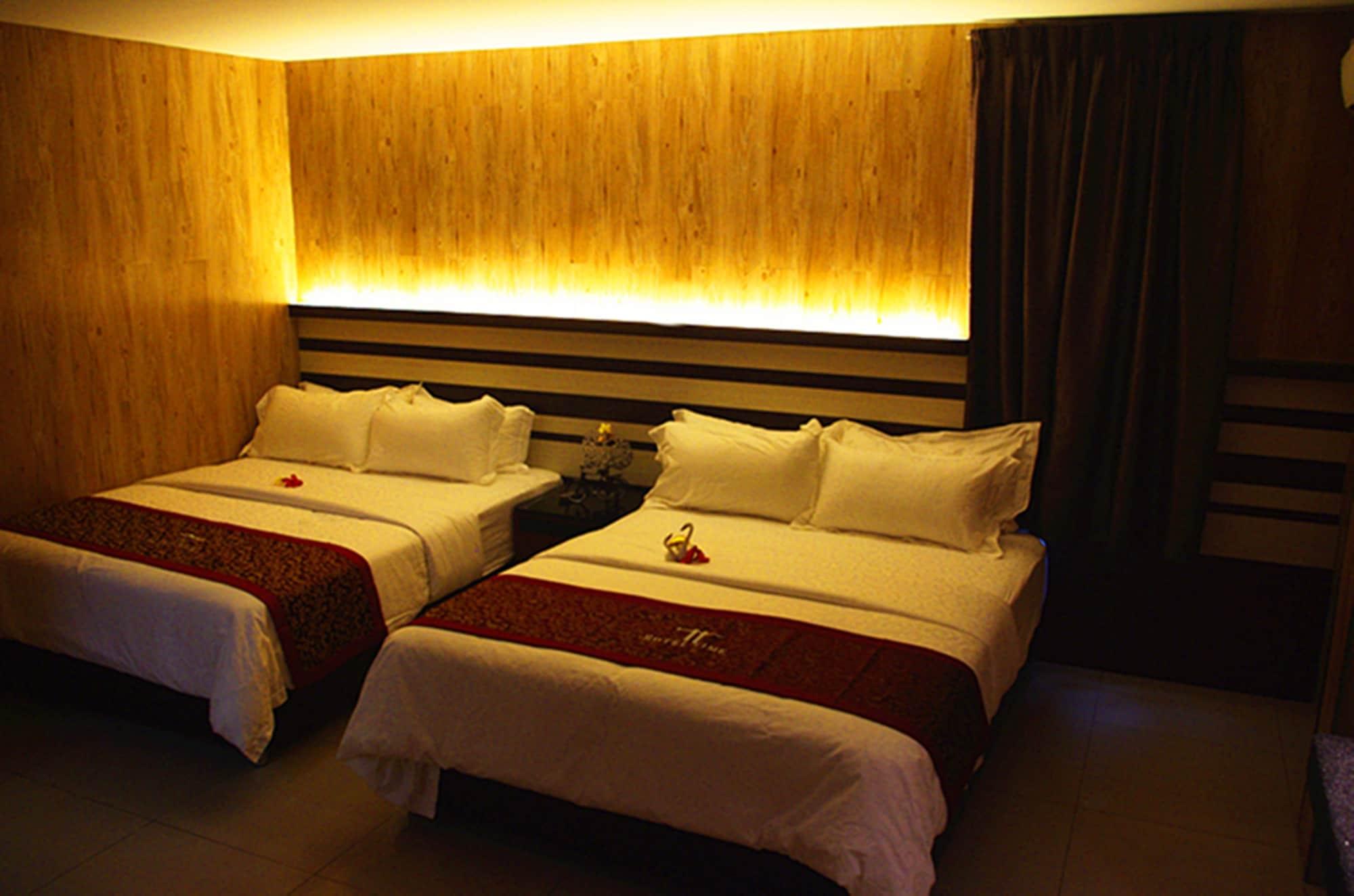 Hotel Time Johor Bahru Esterno foto