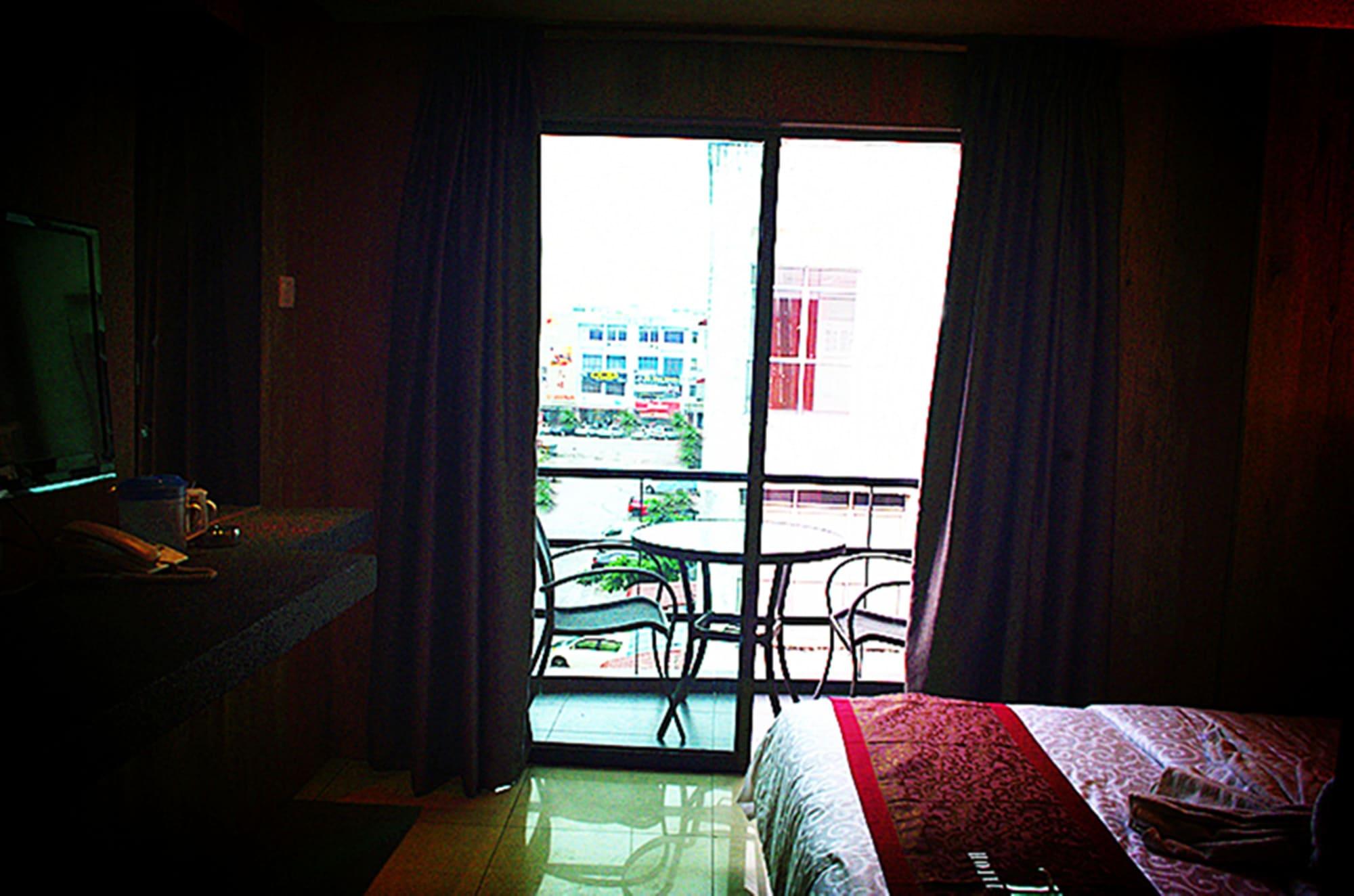 Hotel Time Johor Bahru Esterno foto