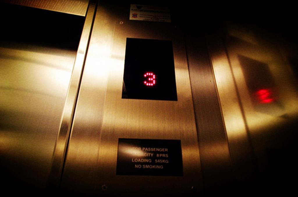 Hotel Time Johor Bahru Esterno foto